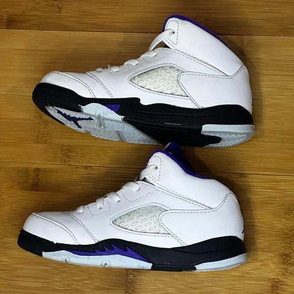 Jordan 5 - Picture 2 of 6